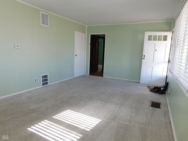 716 S State Street, Greenfield, IN 46140