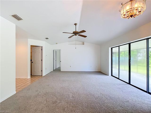 8428 Buena Vista RD, Fort Myers, FL 33967