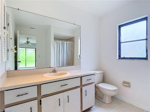 8428 Buena Vista RD, Fort Myers, FL 33967