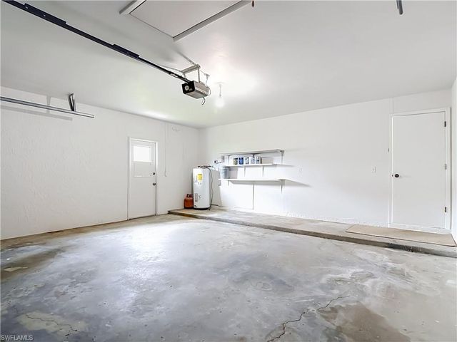 8428 Buena Vista RD, Fort Myers, FL 33967