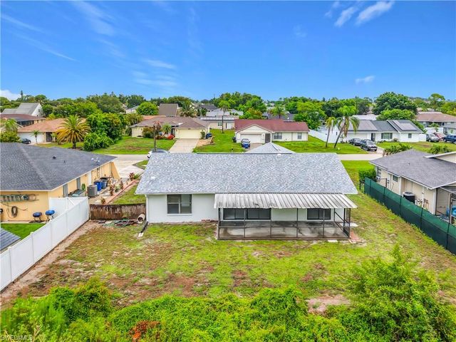 8428 Buena Vista RD, Fort Myers, FL 33967