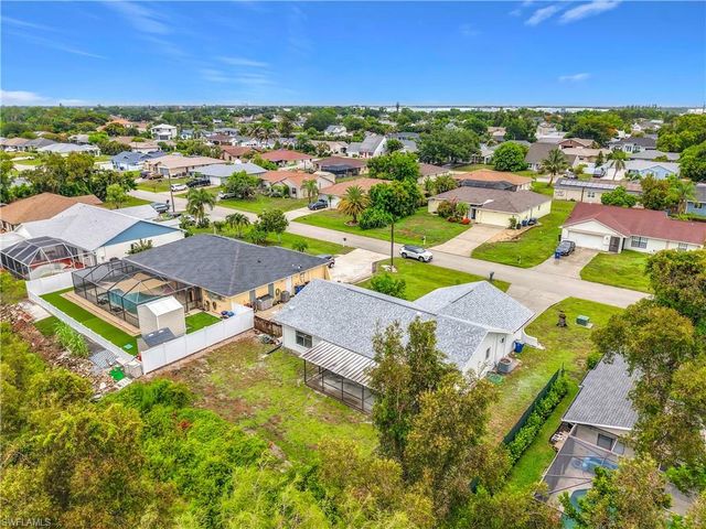 8428 Buena Vista RD, Fort Myers, FL 33967