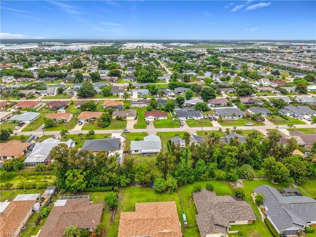 8428 Buena Vista RD, Fort Myers, FL 33967