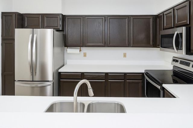 160 Langshire Court, 14-15, Florence, KY 41042