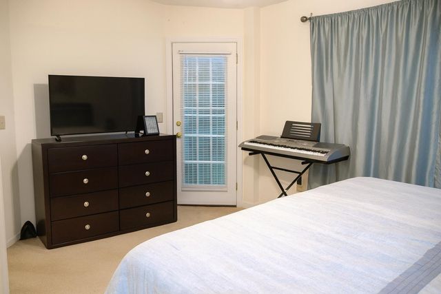 160 Langshire Court, 14-15, Florence, KY 41042