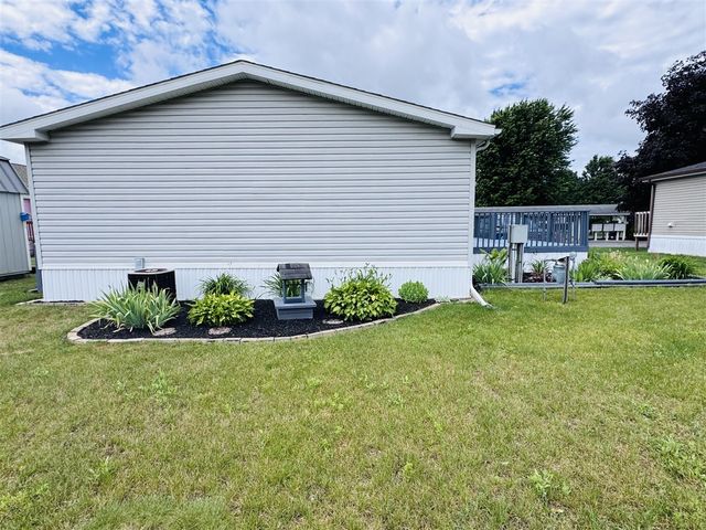 22 N Wildflower, Niles, MI 49120
