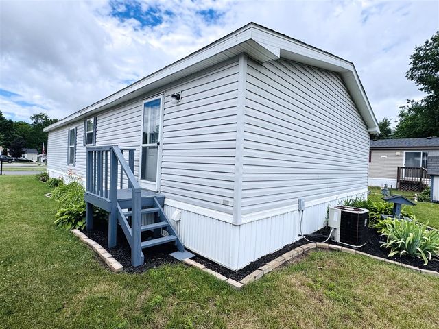 22 N Wildflower, Niles, MI 49120