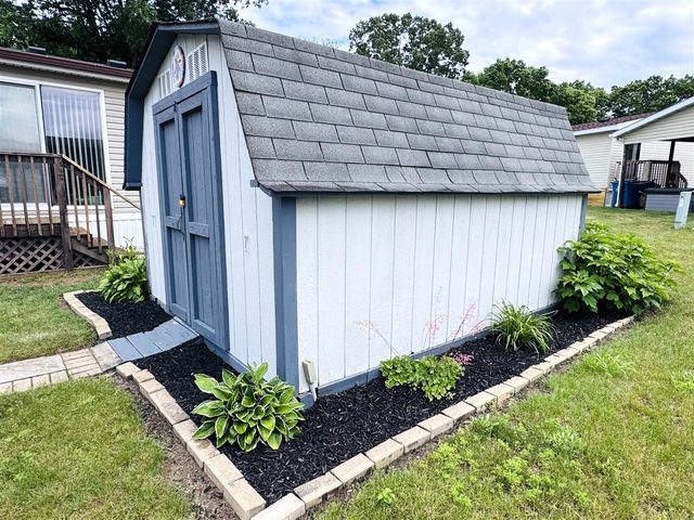 22 N Wildflower, Niles, MI 49120