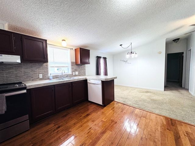 22 N Wildflower, Niles, MI 49120