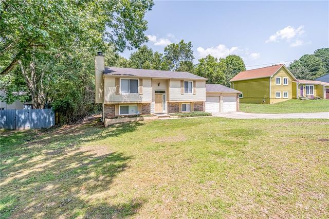 2407 Redfield Drive, Norcross, GA 30071