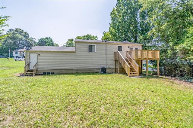 2407 Redfield Drive, Norcross, GA 30071