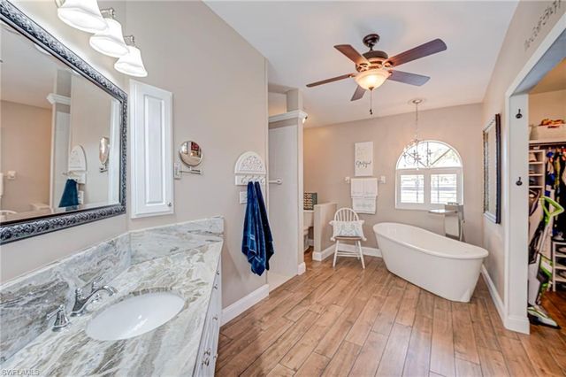 11845 Lady Anne CIR, Cape Coral, FL 33991