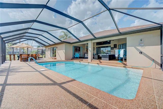 11845 Lady Anne CIR, Cape Coral, FL 33991