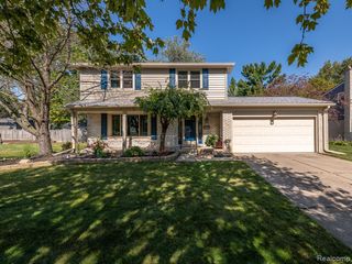 305 Cranbrook Boulevard, Monroe, MI 48162