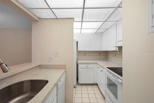 120 HIBISCUS WOODS COURT 15C, Deltona, FL 32725