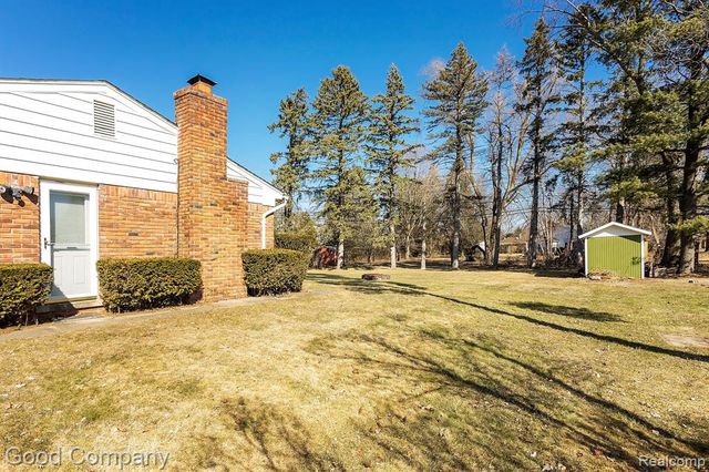 1776 Welch Road, Commerce Twp, MI 48390