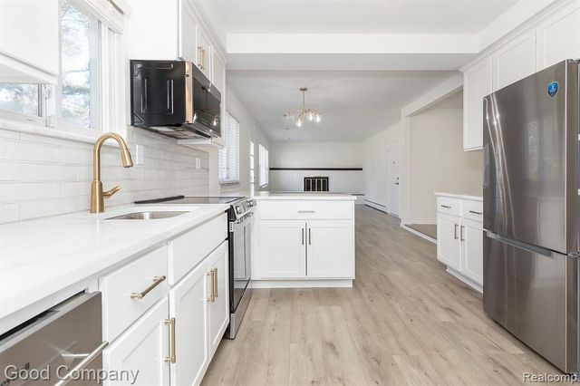 1776 Welch Road, Commerce Twp, MI 48390