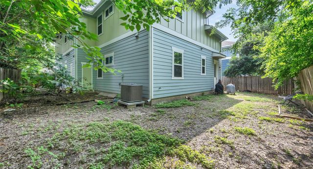 507 W North Loop BLVD B, Austin, TX 78751