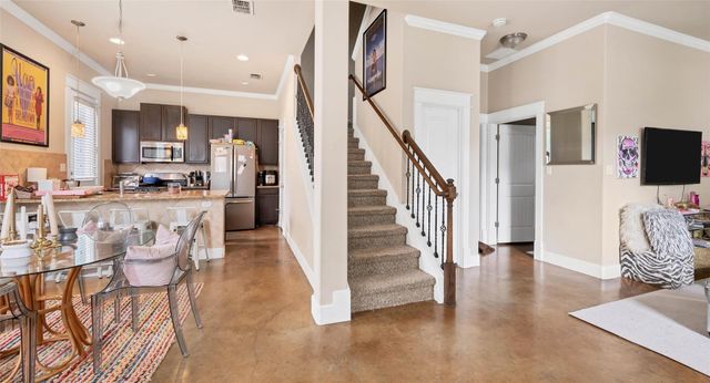 507 W North Loop BLVD B, Austin, TX 78751