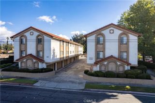 810 S Citrus 11, Azusa, CA 91702