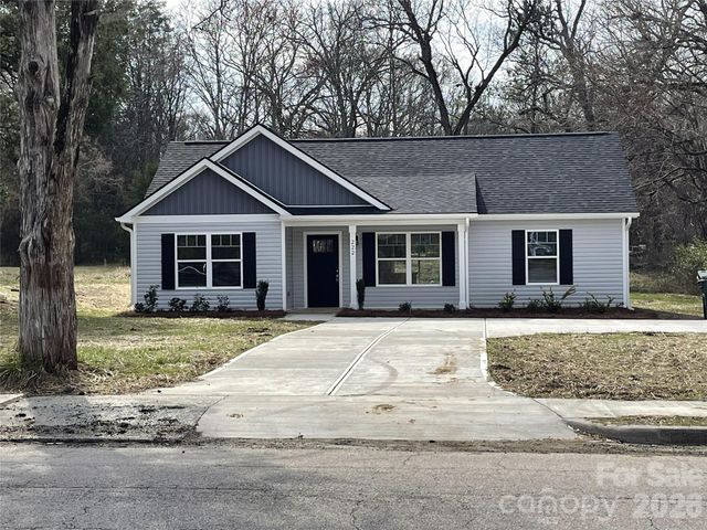 222 Center Street, Chester, SC 29706