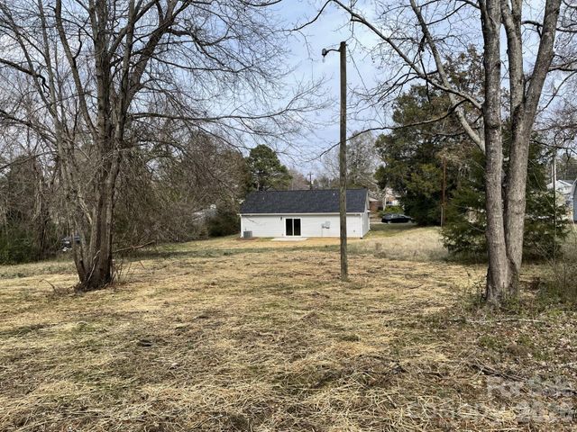 222 Center Street, Chester, SC 29706