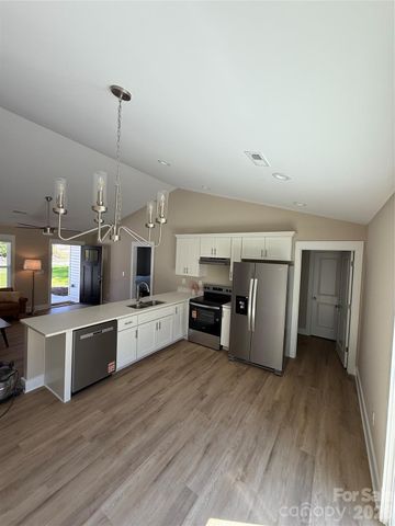 222 Center Street, Chester, SC 29706