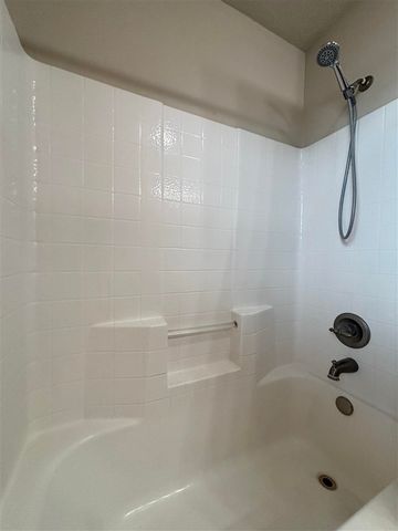 11202 NE Jere Layne, Elgin, OK 73538