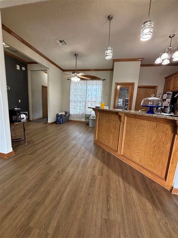 11202 NE Jere Layne, Elgin, OK 73538