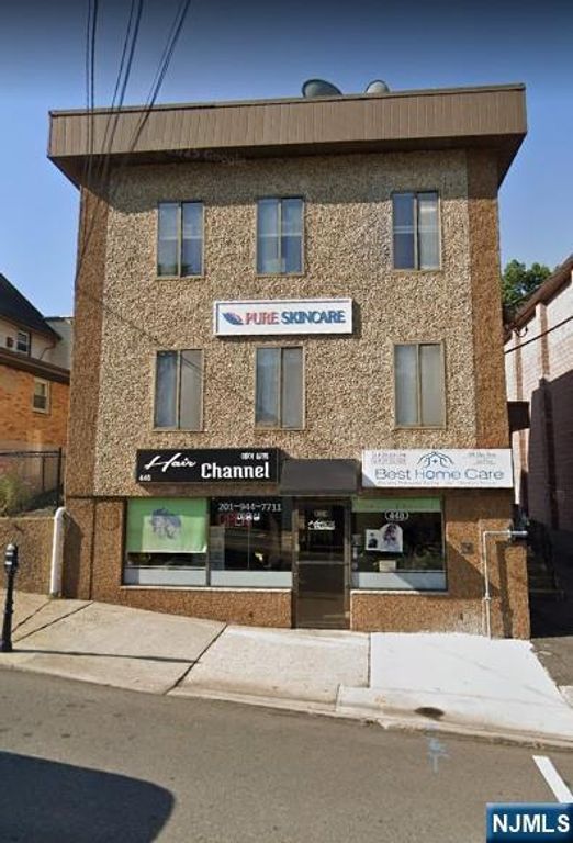 448 Main, Fort Lee, NJ 07024