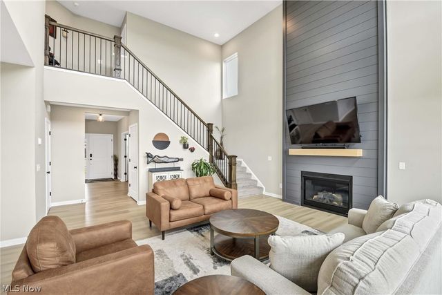 36662 W Shore Pky, North Ridgeville, OH 44039