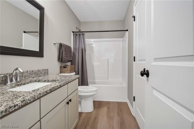 36662 W Shore Pky, North Ridgeville, OH 44039