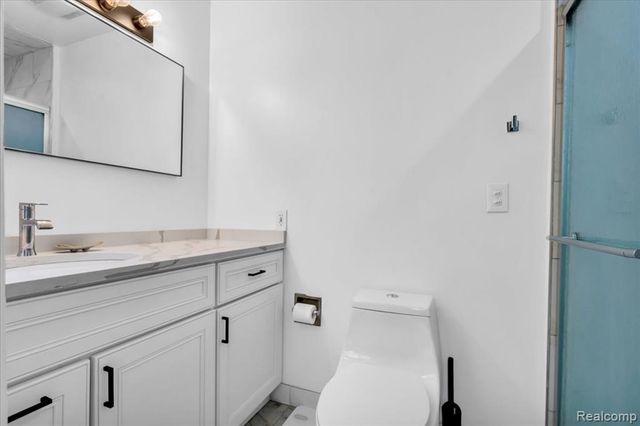 1243 Navarre Place, Detroit, MI 48207