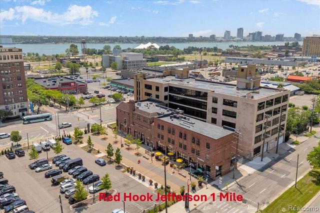1243 Navarre Place, Detroit, MI 48207