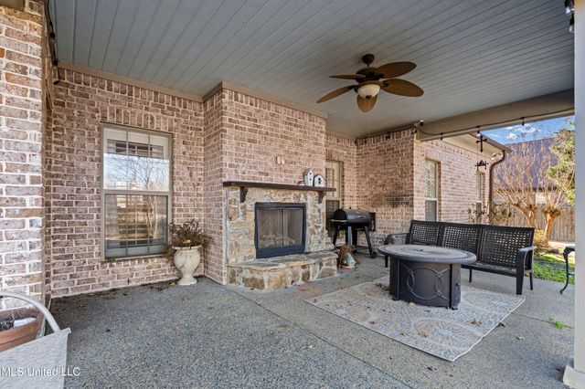 1838 Gracie Road, Hernando, MS 38632