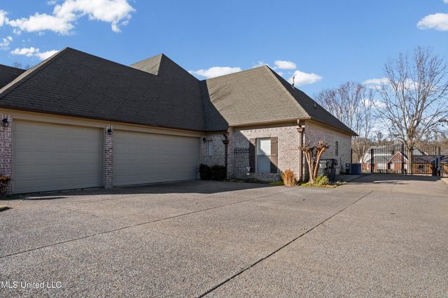 1838 Gracie Road, Hernando, MS 38632