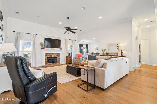 1838 Gracie Road, Hernando, MS 38632