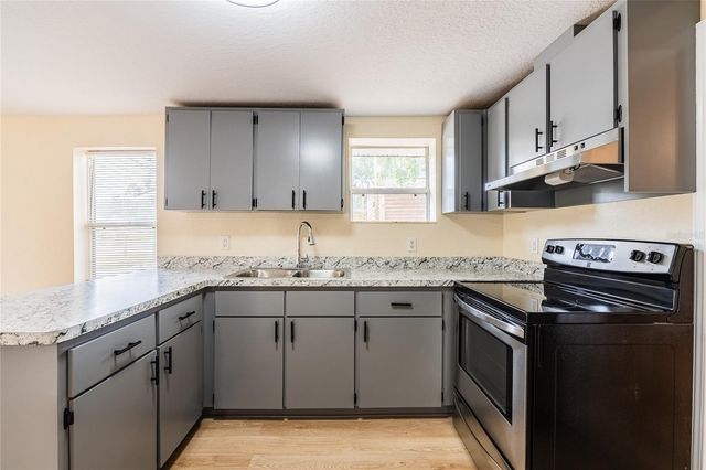 1508 AMOS AVENUE, Lakeland, FL 33805