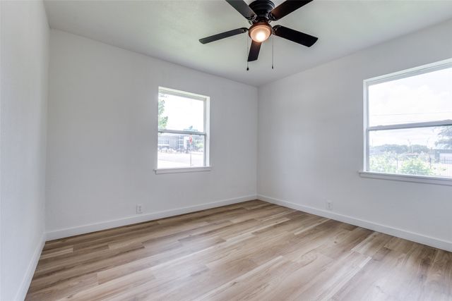 3535 Michigan Avenue, Dallas, TX 75216