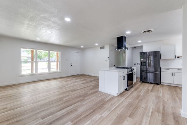 3535 Michigan Avenue, Dallas, TX 75216