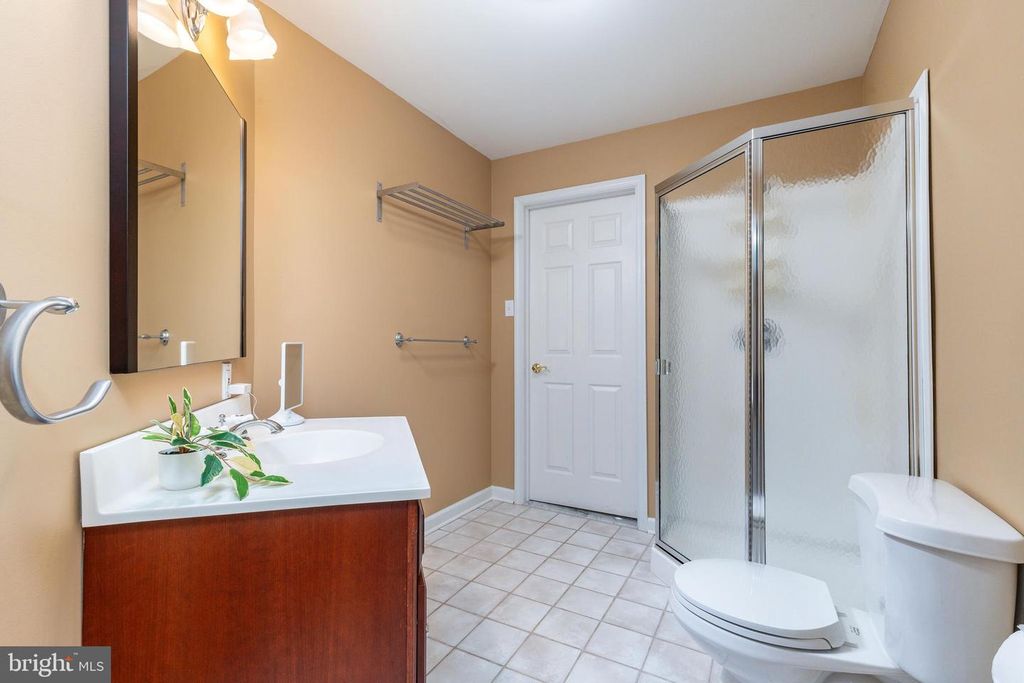 4 BARLEY WAY, Horsham, PA 19044