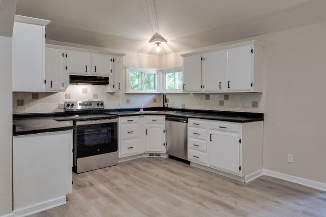 11915 E L Avenue, Charleston Twp, MI 49053