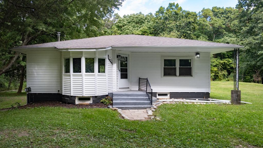 11915 E L Avenue, Charleston Twp, MI 49053