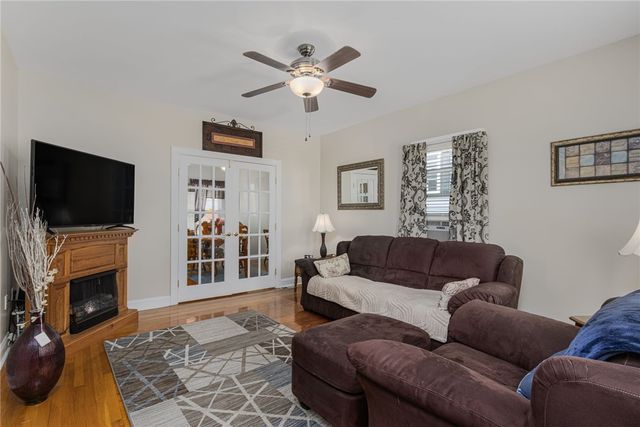 36 Pine Street, Woonsocket, RI 02895