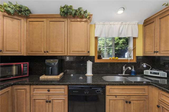 36 Pine Street, Woonsocket, RI 02895
