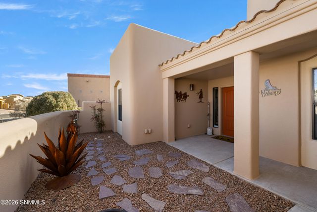 4372 Isleta Court, Las Cruces, NM 88011