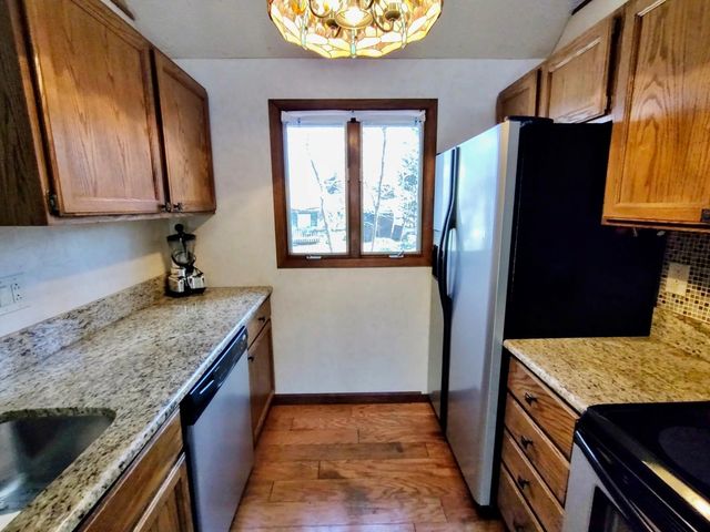 926 Wildwood Garden Dr, Knoxville, TN 37920