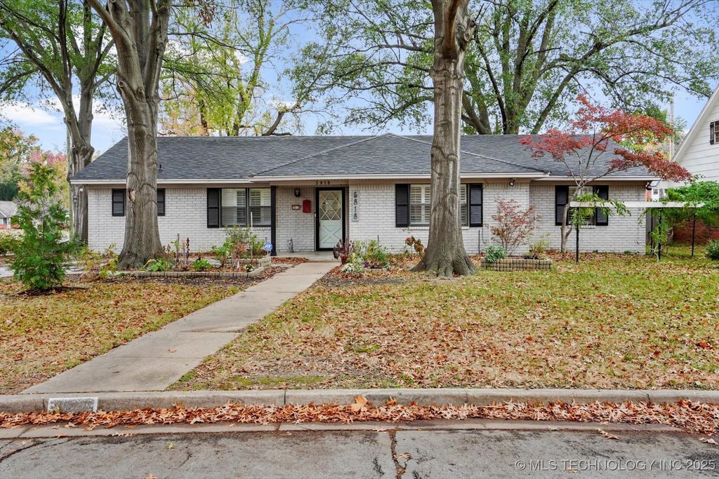 5818 S Wheeling Avenue, Tulsa, OK 74105