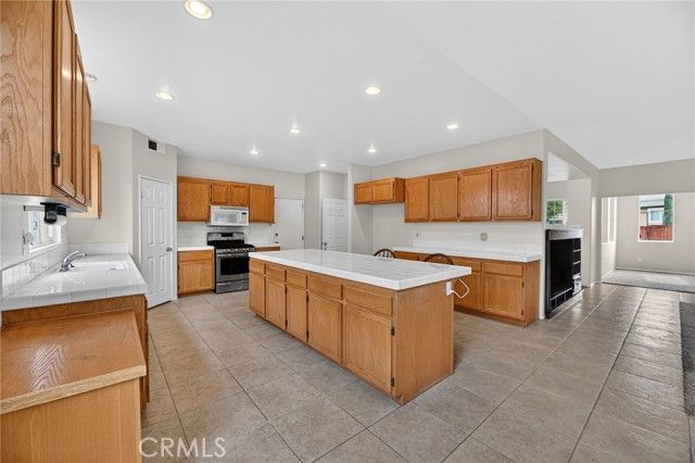 23607 Morning Glory, Murrieta, CA 92562