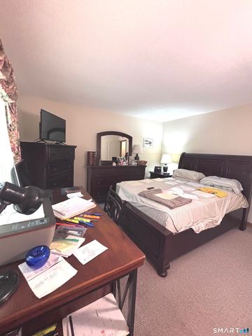 380 Hitchcock Road 229, Waterbury, CT 06705